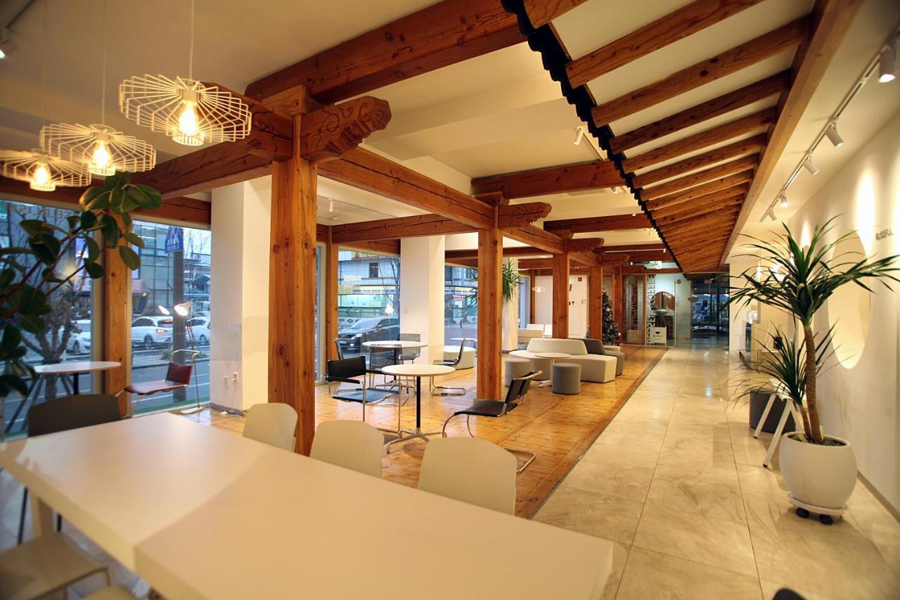 Jeonju Hanok Taejogung Hotel Bagian luar foto
